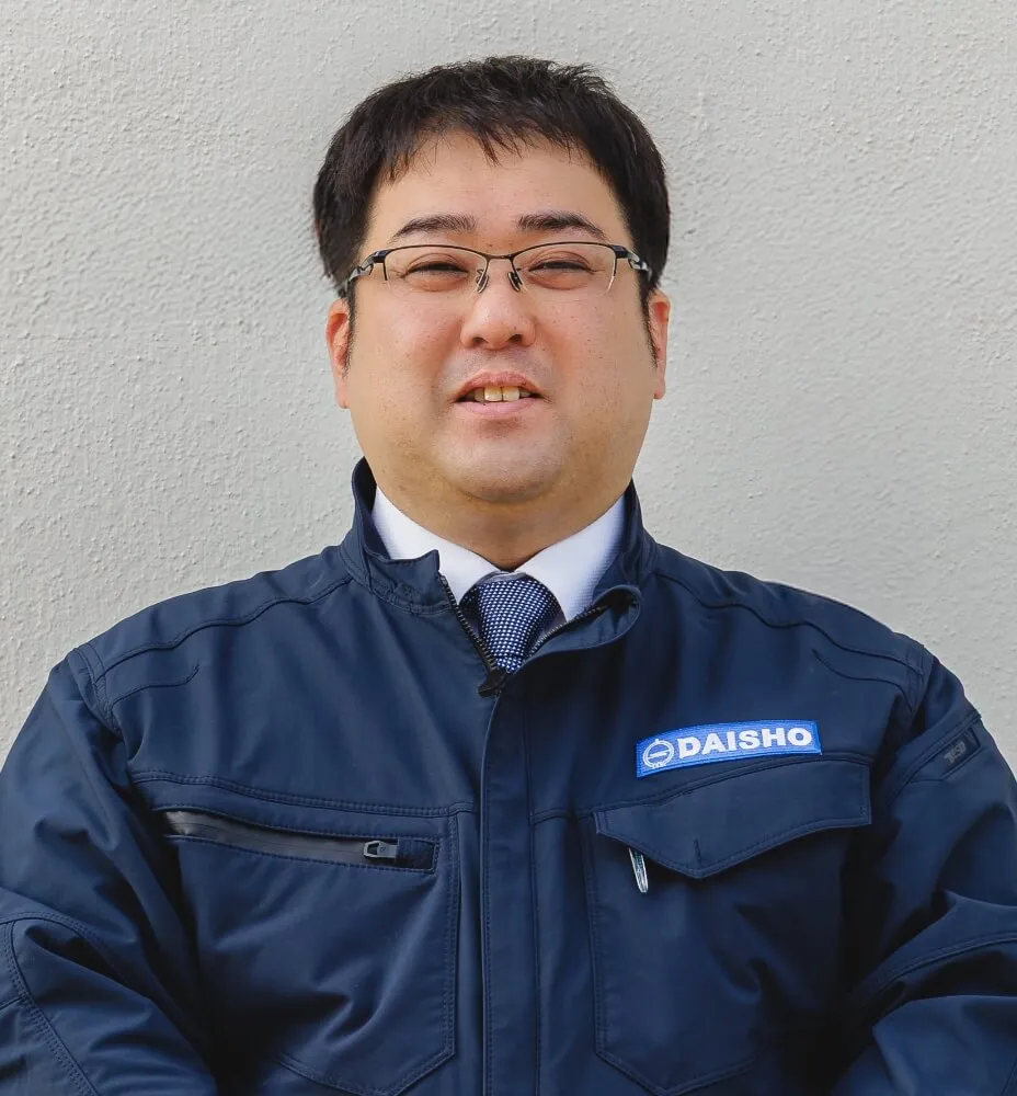 代表取締役社長 出村 哲教