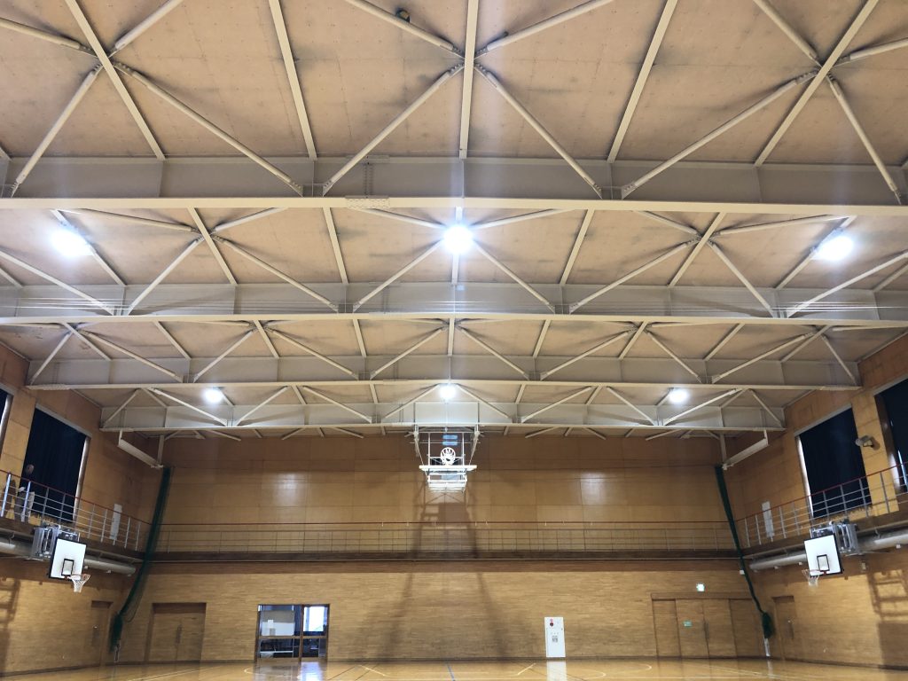 小学校屋内運動場照明修繕（LED化）　帯広市様